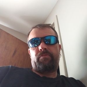 Meet your Posher, Leon